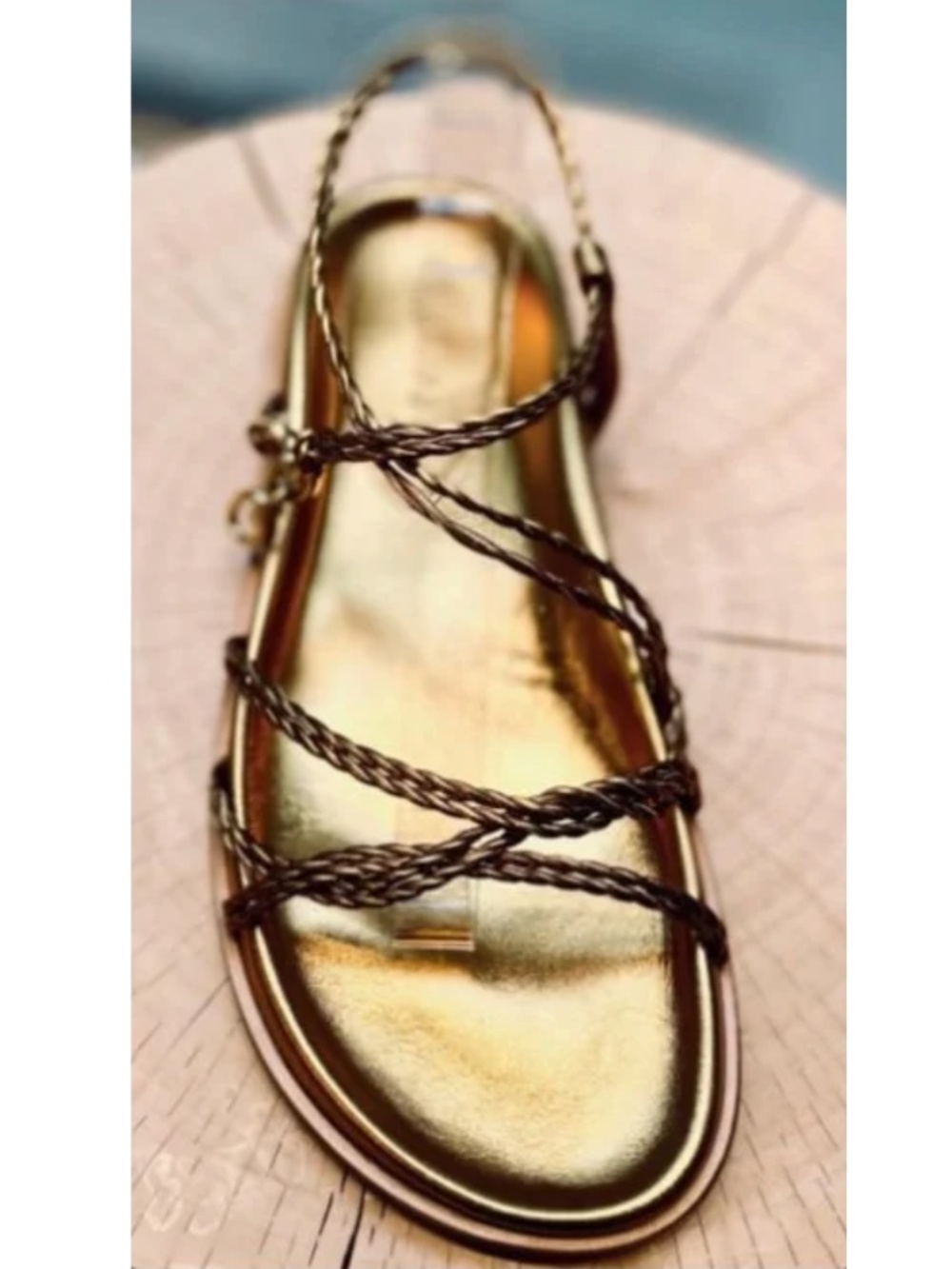 Alumnae gold sandals